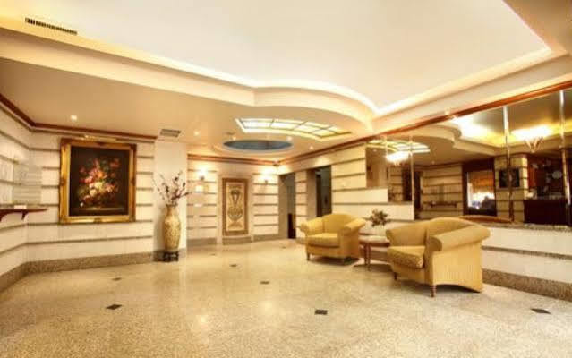 Capri Hotel Suites Amman Buitenkant foto