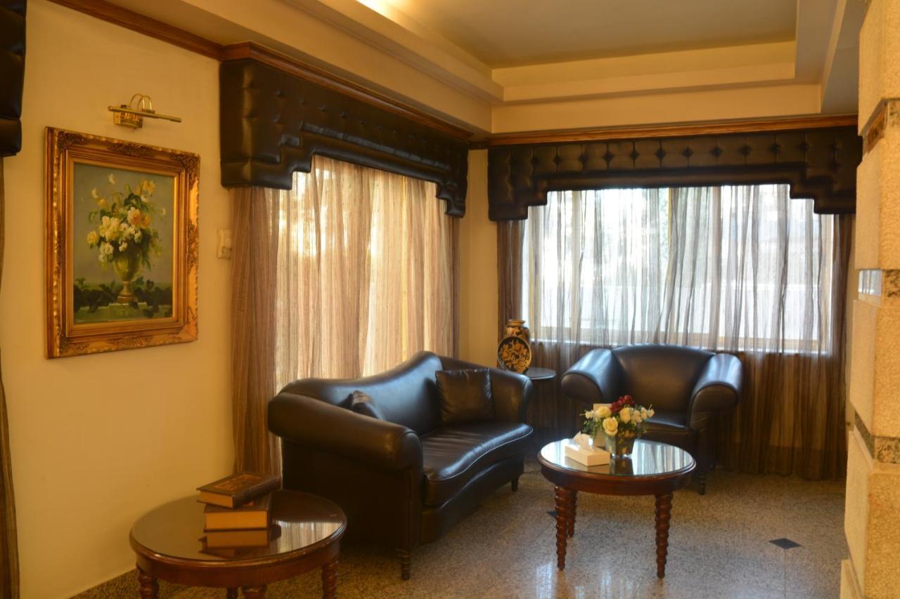 Capri Hotel Suites Amman Buitenkant foto